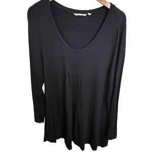 Soft Surroundings Black Pleat Front Tunic Top Size L Viscose Blend Long Sleeve